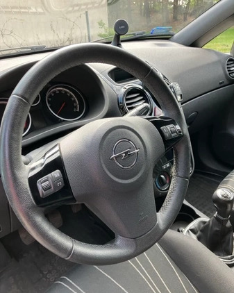 Opel Corsa cena 22000 przebieg: 108267, rok produkcji 2011 z Toruń małe 326